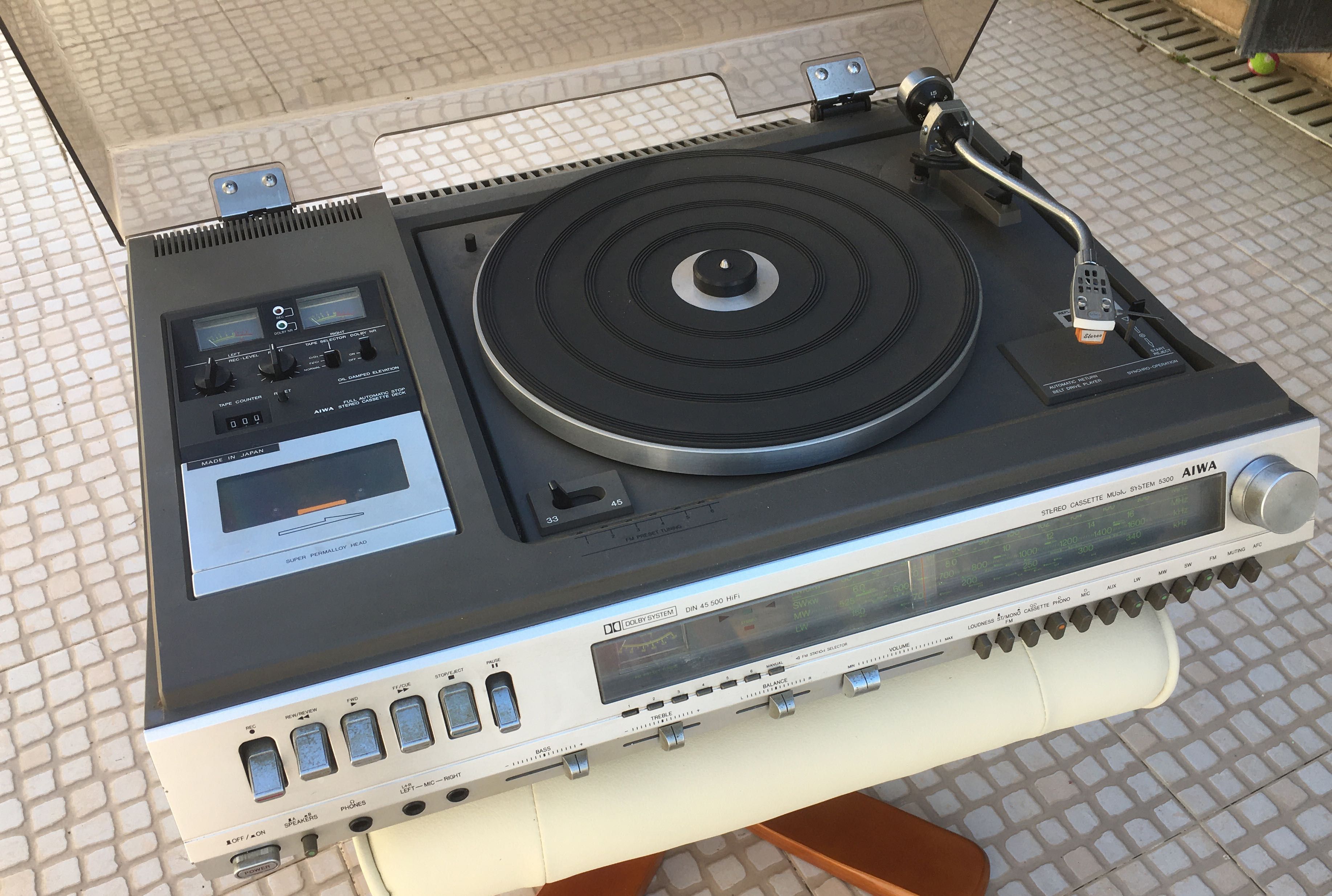 Aiwa AF-5300 Gira-discos Vintage