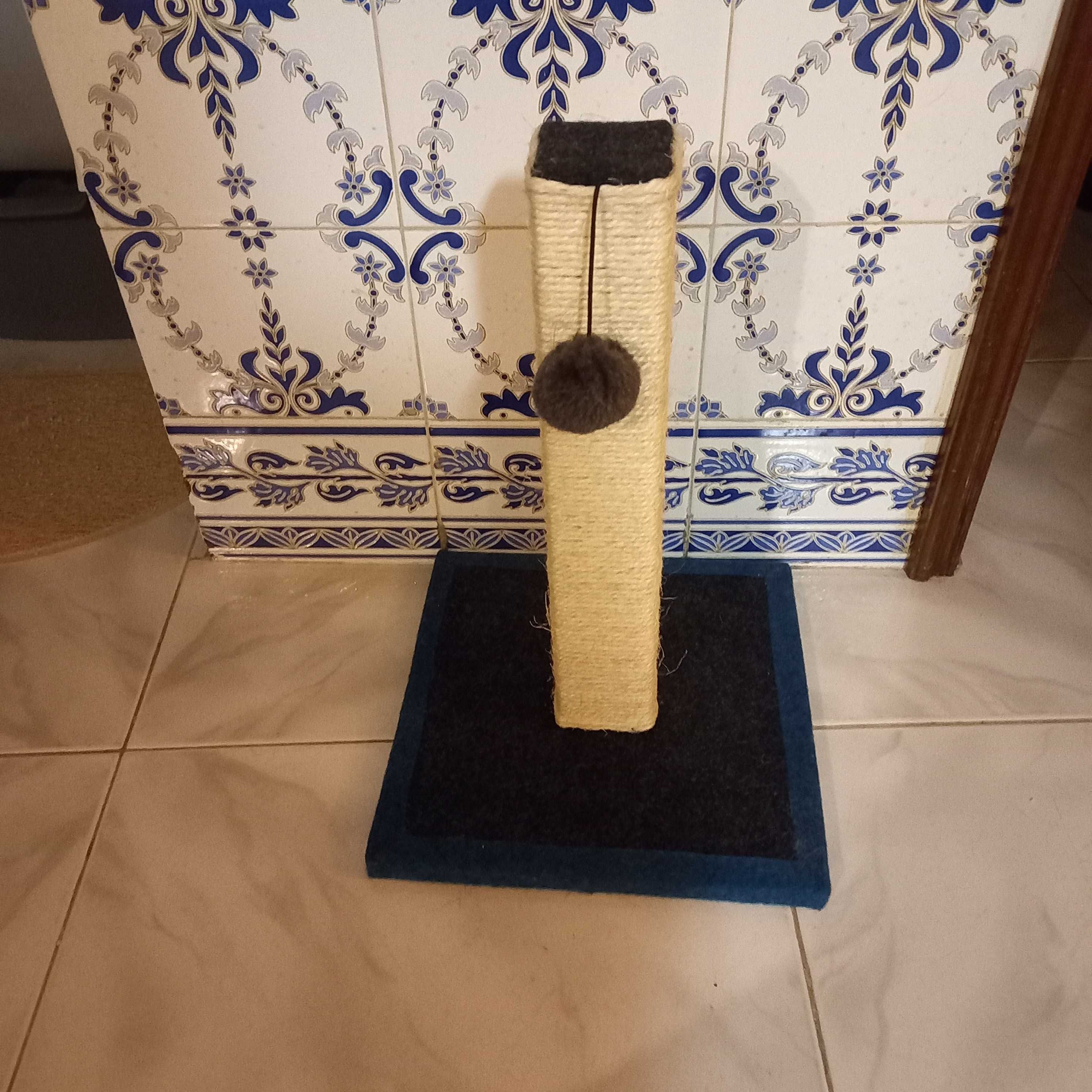 Arranhador para gato