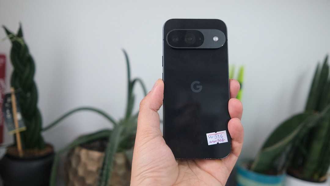 Google Pixel 9 12/128GB Obsidian Neverlock
