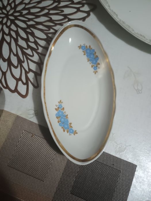 Сервиз чайный и другая посуда