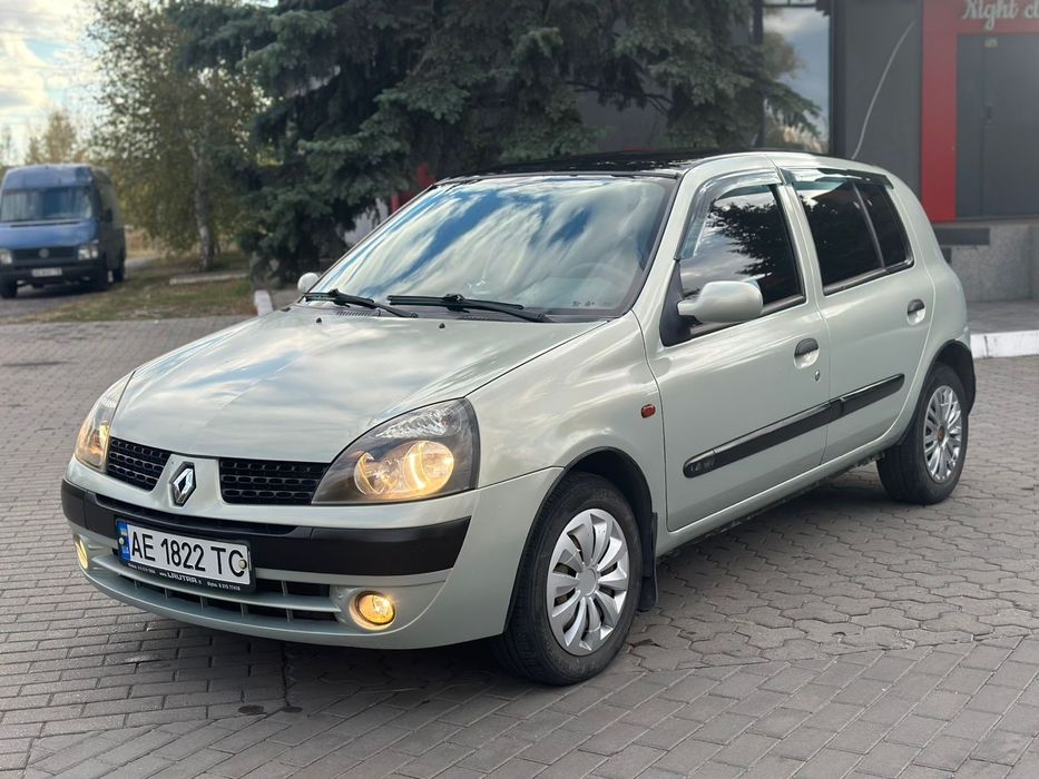 Срочно продам Renault Clio