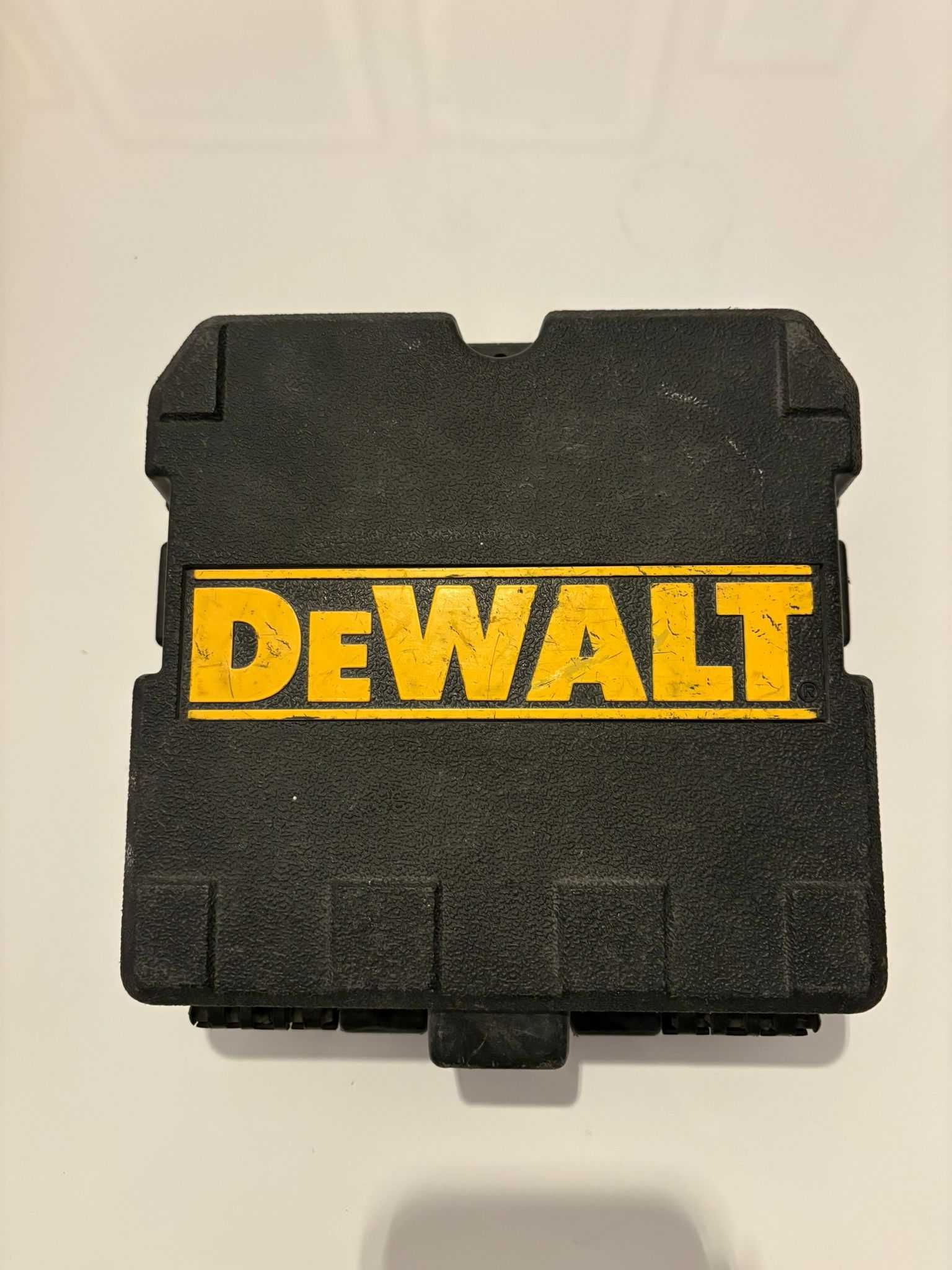 Laser Krzyżowy DeWalt DW088