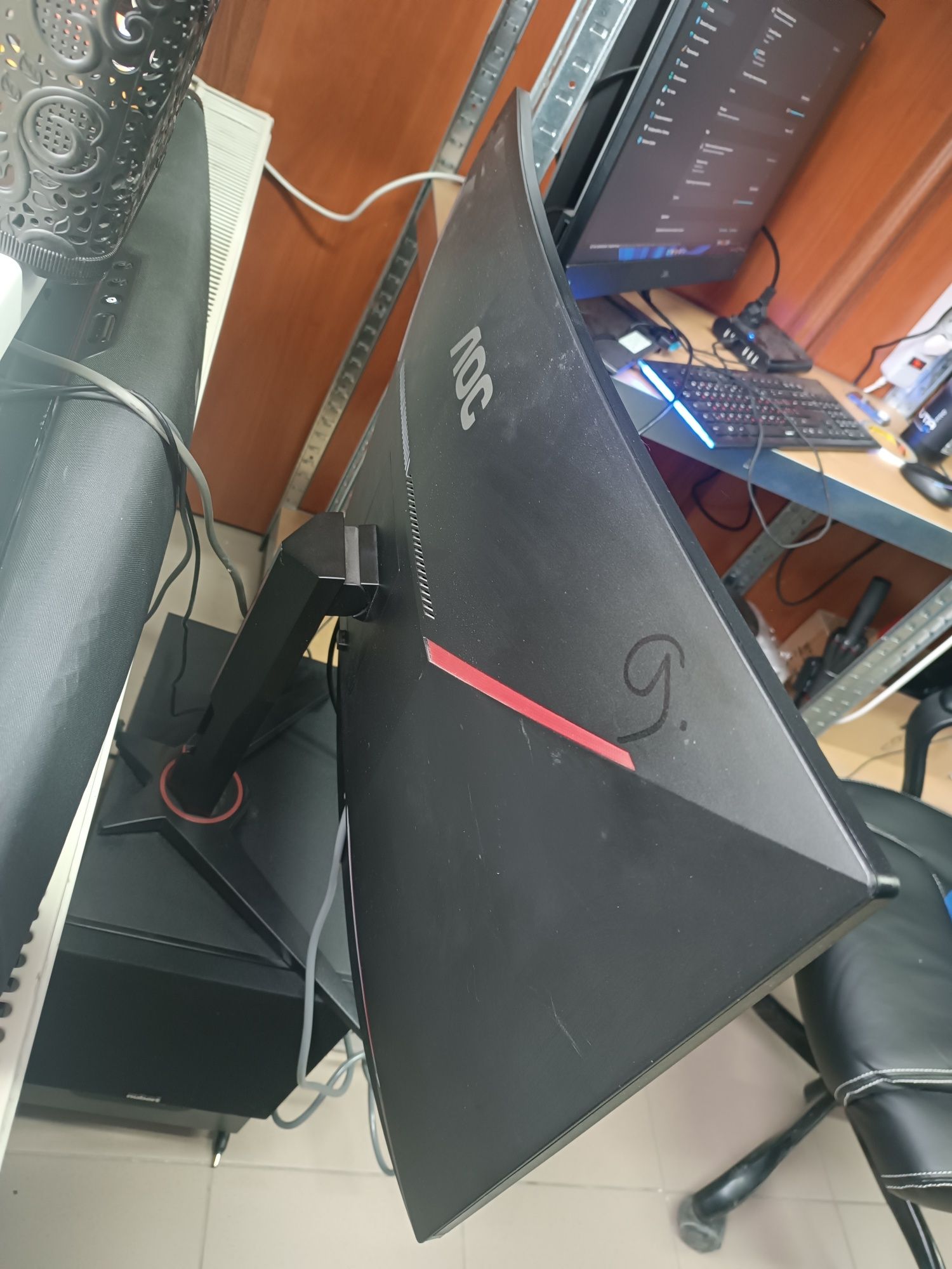 Монитор 31.5" AOC CQ32G1 - 144 ГГц частота обновления, 1 мс