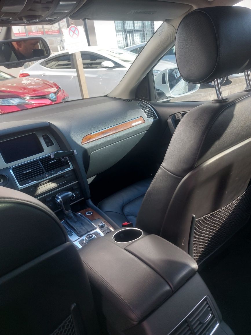 Audi Q7 Продам!!!