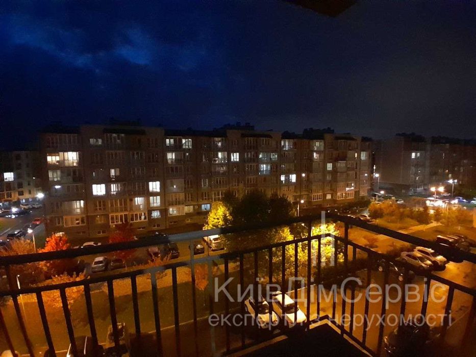 продаж квартири ЖК Кришталеві джерела Феофанія Голосіївський