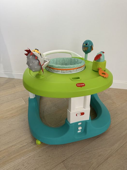Ходунки та розвиваючий центр Tiny Love