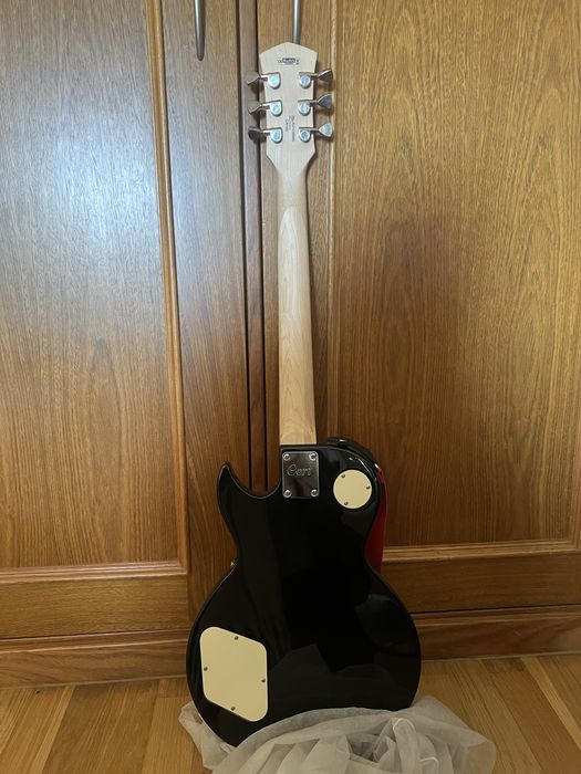 Guitarra eletrica court CR100 nunca usada