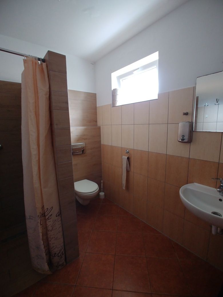 Pokoje dla pracowników 4-osobowe 100- 160zł./doba