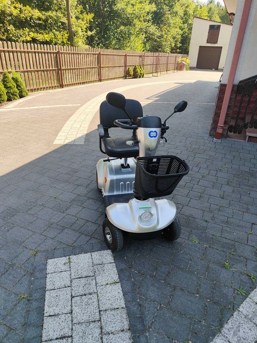 Wózek inwalidzki Eris skuter pojazd elektryczny