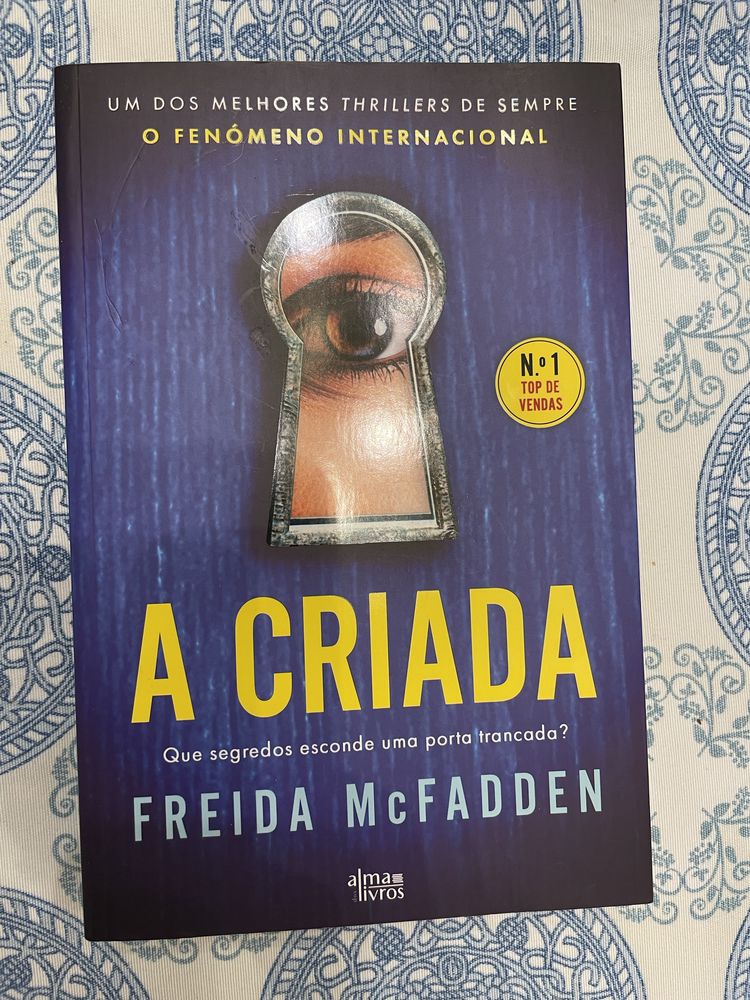 Livros Freida McFadden (ACriada, A Porta Trancada, etc)