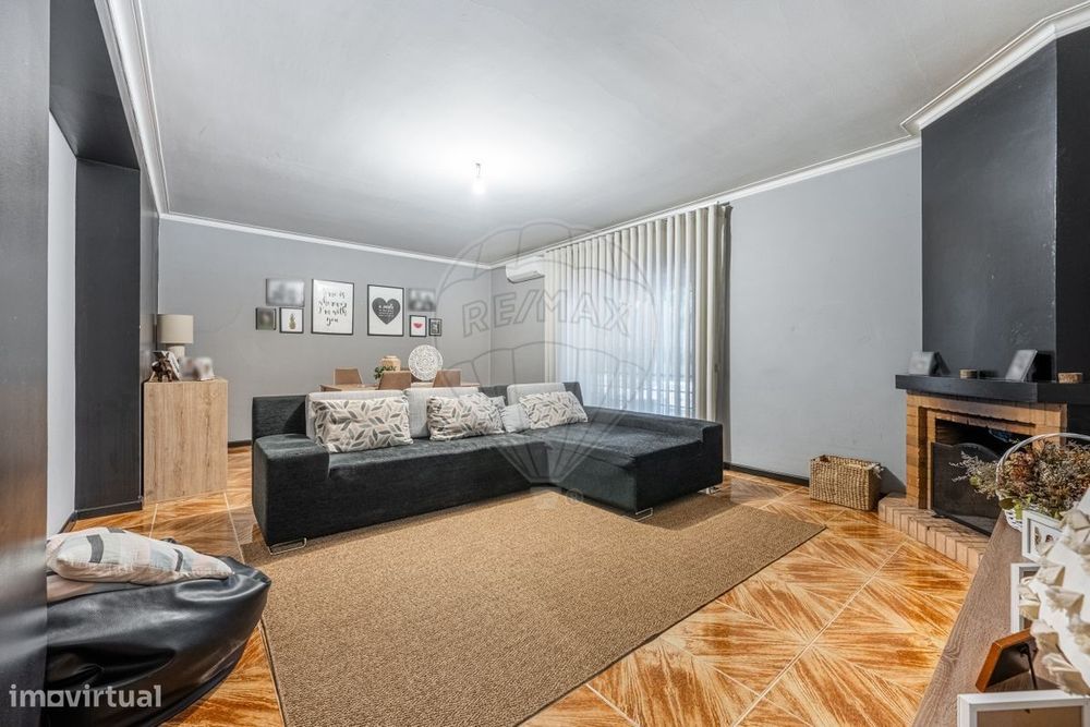 Apartamento T3 à venda – Taipas, Guimarães