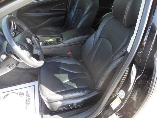 2017 Buick LaCrosse Essence