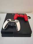 Konsola PlayStation 4