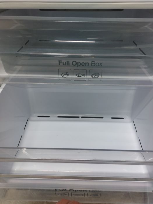 Холодильник Samsung noFrost висота 1.78 см