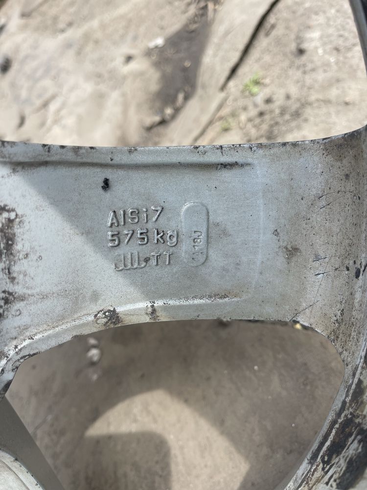 Продам диски R17 .5*110