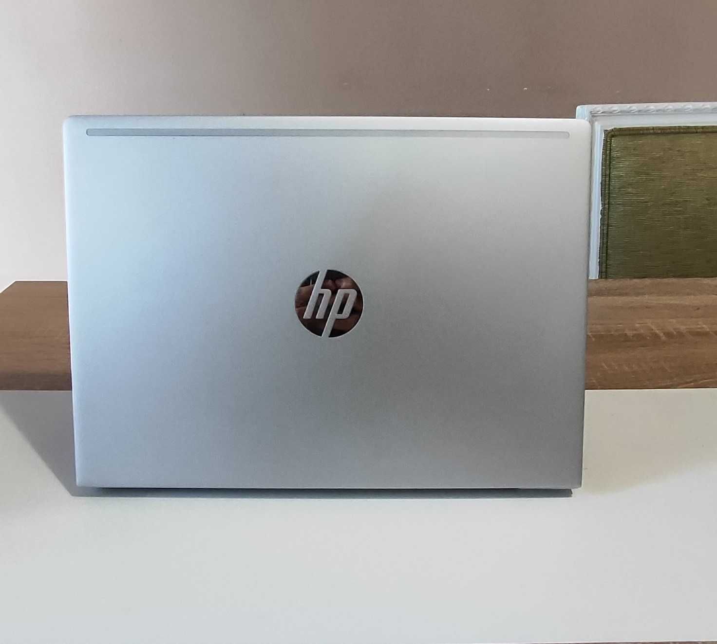 HP Probook 440 G6–Intel i5 8265u-16 Gb RAM DDR4–Nvme 256 Gb+500 GB HD