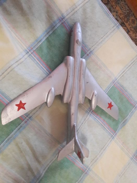 Игрушка советская модель самолет