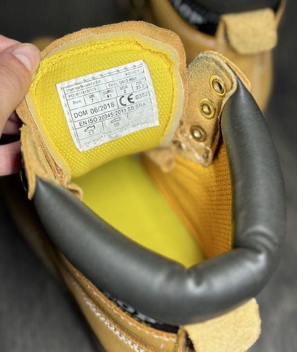 Продам чоловічі зимові ботинки Dunlop