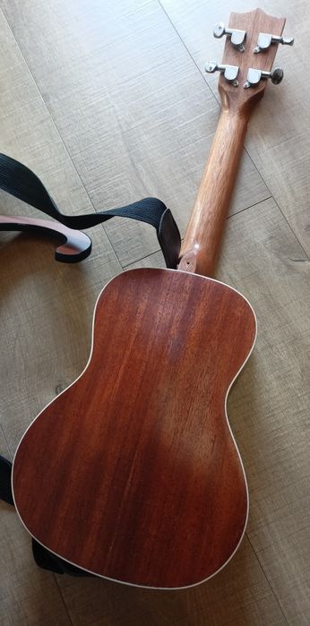 Ukulele SEGOVIA SE-20CNT 24