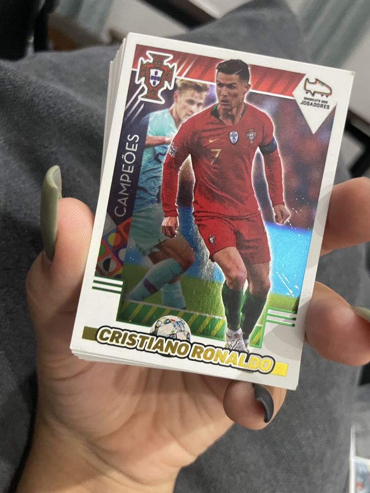 Cromos caderneta futebol 2019