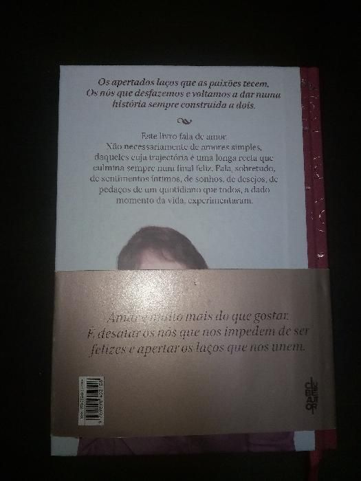 "Nós de Amor" de Helena Sacadura Cabral