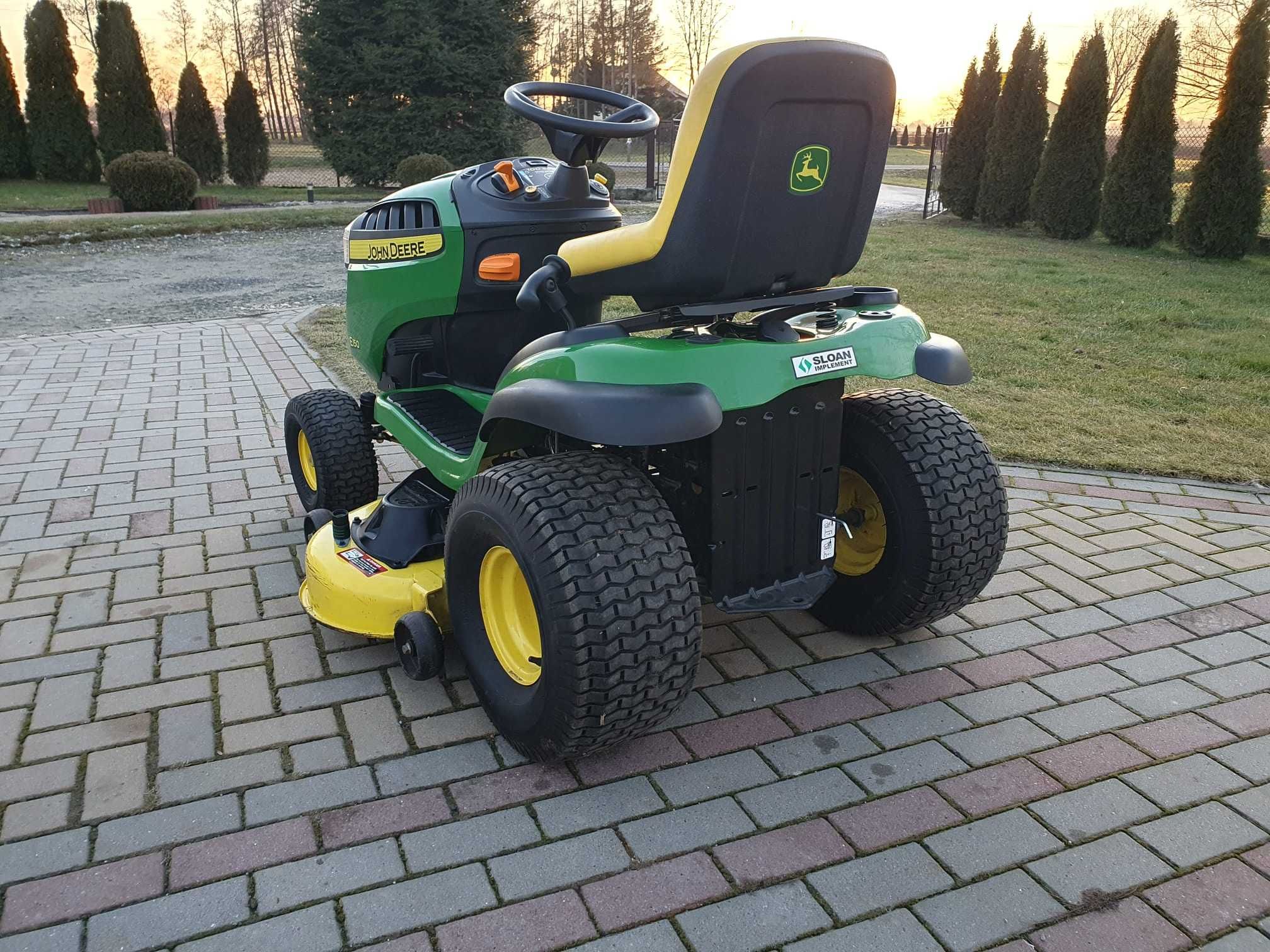Traktorek John Deere. NISKI PRZEBIEG