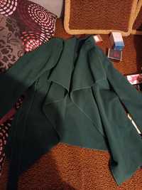 Uniwersalny zielony płaszcz