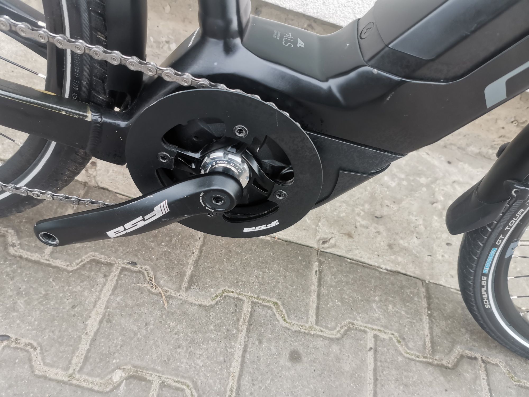 Електровелосипед Cube Touring 28 кол Bosch Shimano Deore Xt