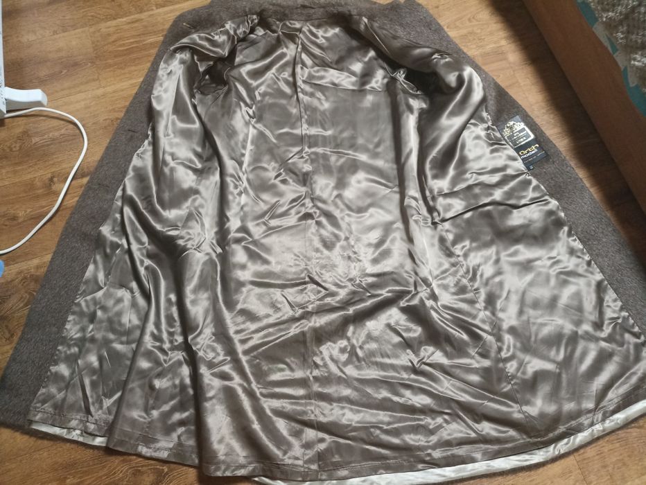 Пальто жіноче демисезоне