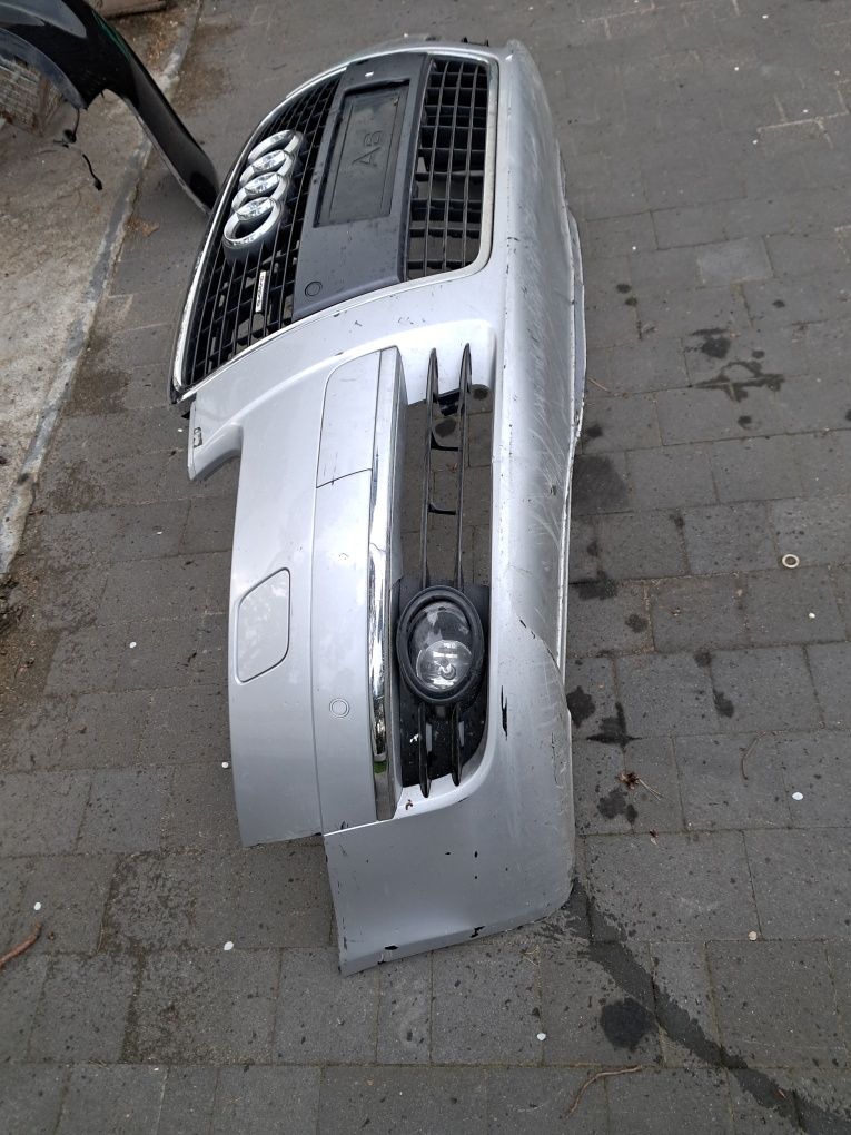 Zderzak przedni Audi A6 C6 przedlift PDC xenon