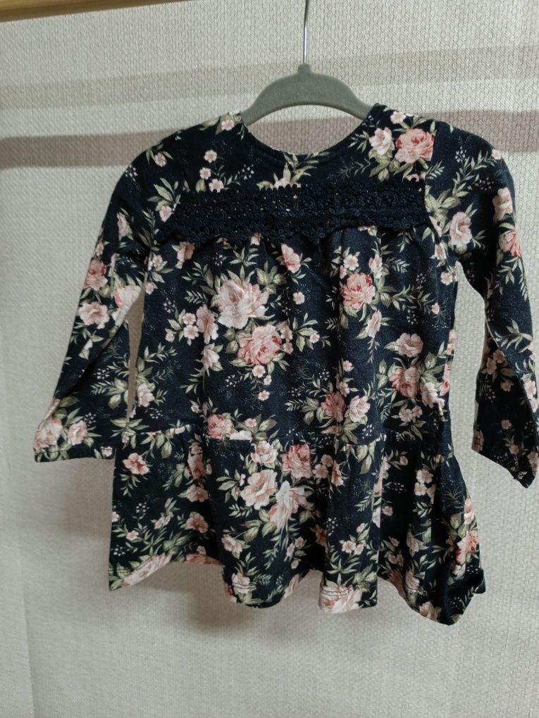 Sukienka newbie 74