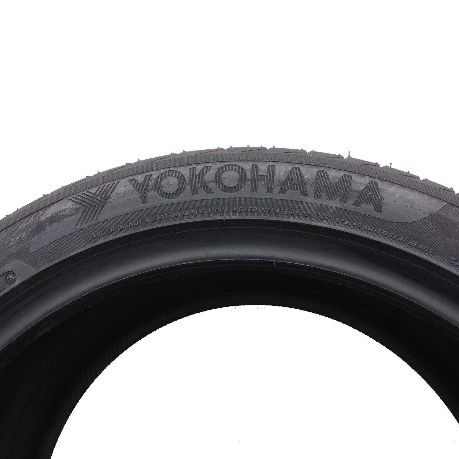 Opony 295/35/19 Yokohama 295/35R19 104Y XL Letnie 2021 Nieużywane