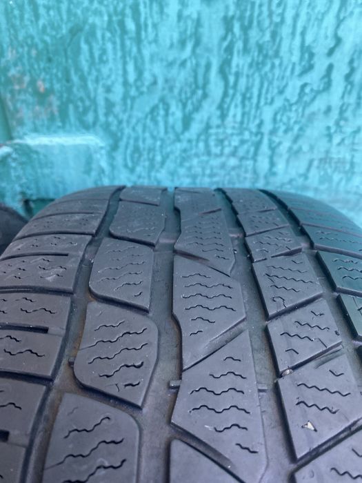 Шини Continental 235/45 р 19  2020