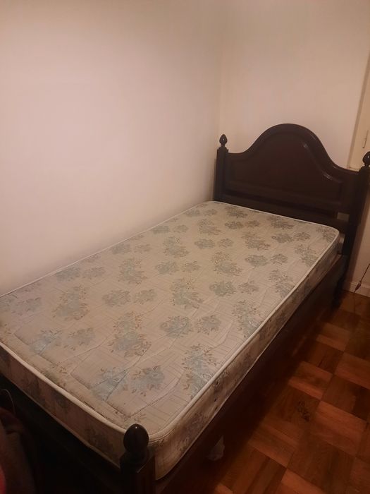 Mobilia de solteiro/a