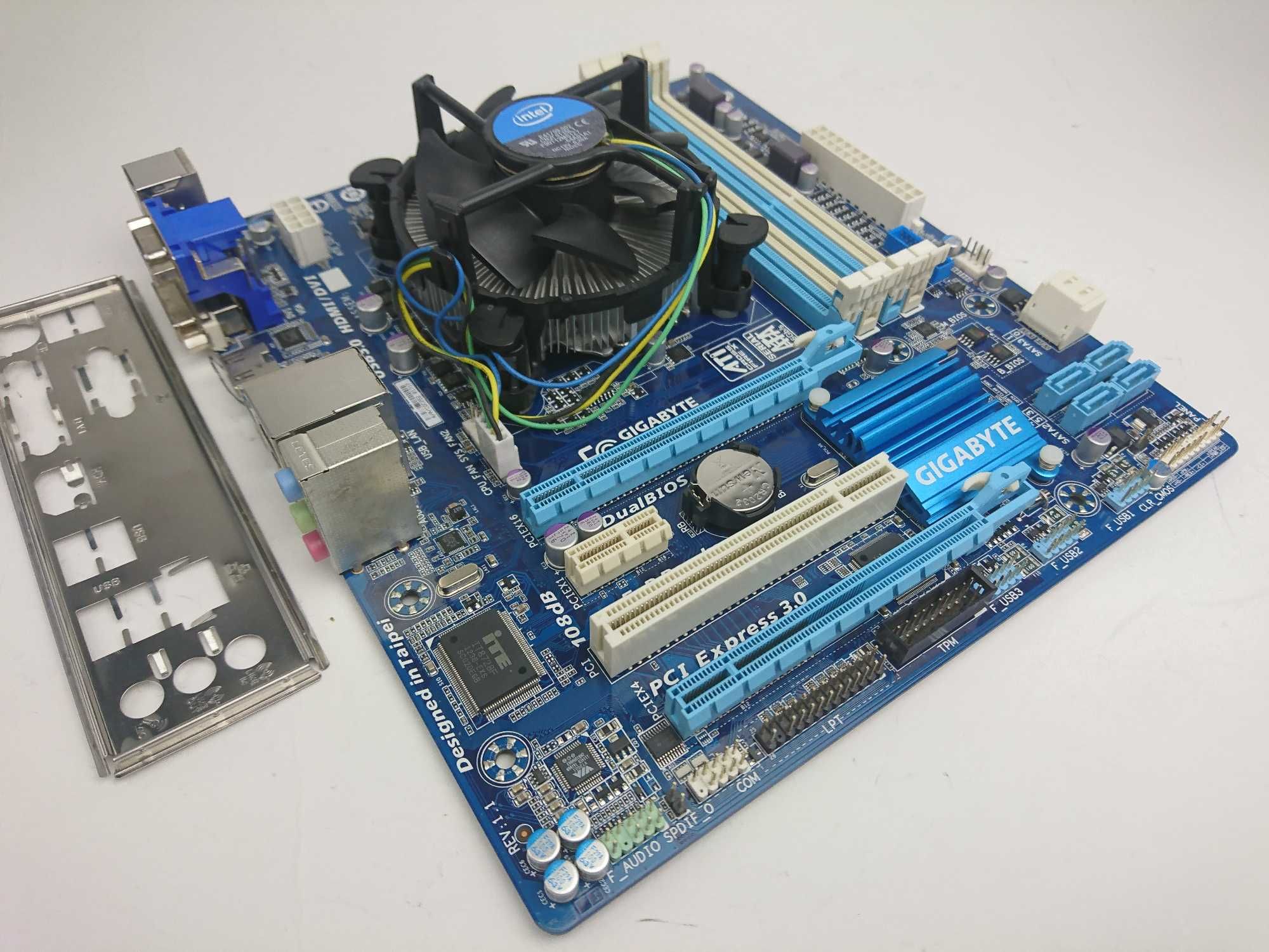 Комплект Gigabyte GA-H77M-D3H (HDMI,PCI-E 3)+i5-3450(4ядра)+кулер,1155