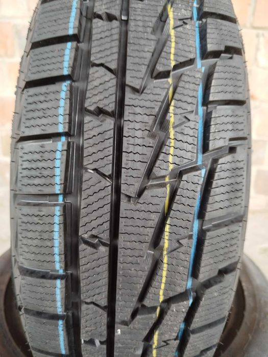 Шини 195/65R15	Premiorri	Via Z Plus | нові зимові 4шт