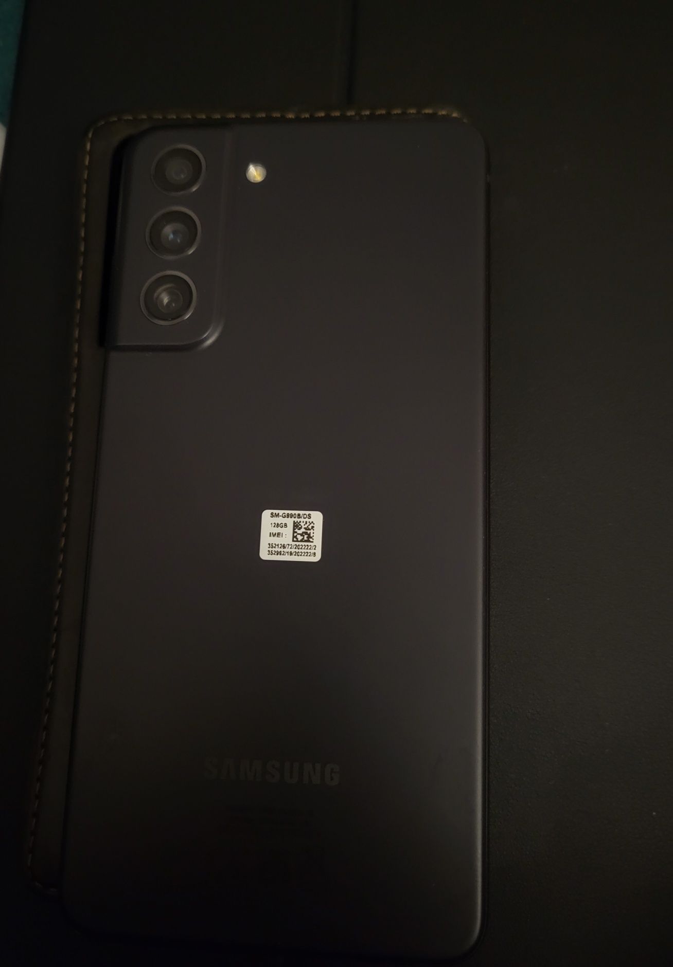 Sprzedam Samsung Galaxy S21 FE 5G – Stan bardzo dobry. Android 15.