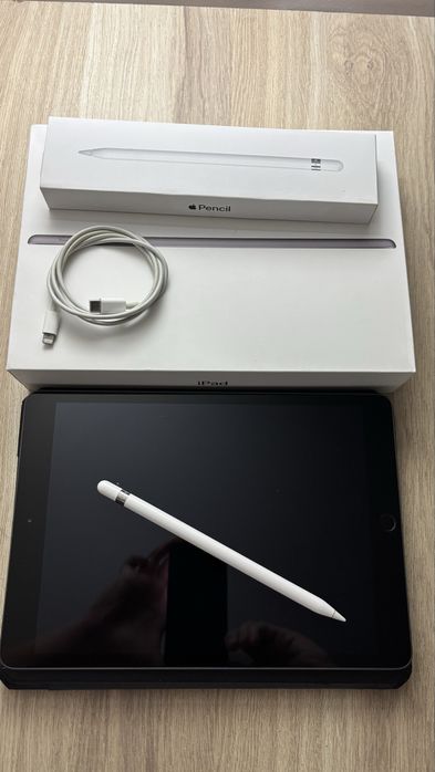 Apple Ipad 10.2 7 покоління на 32 гб з Aplle Pensil 1