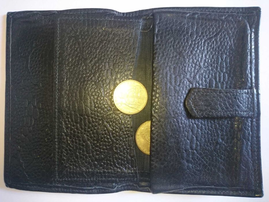 Гаманці тканинні і шкіряний