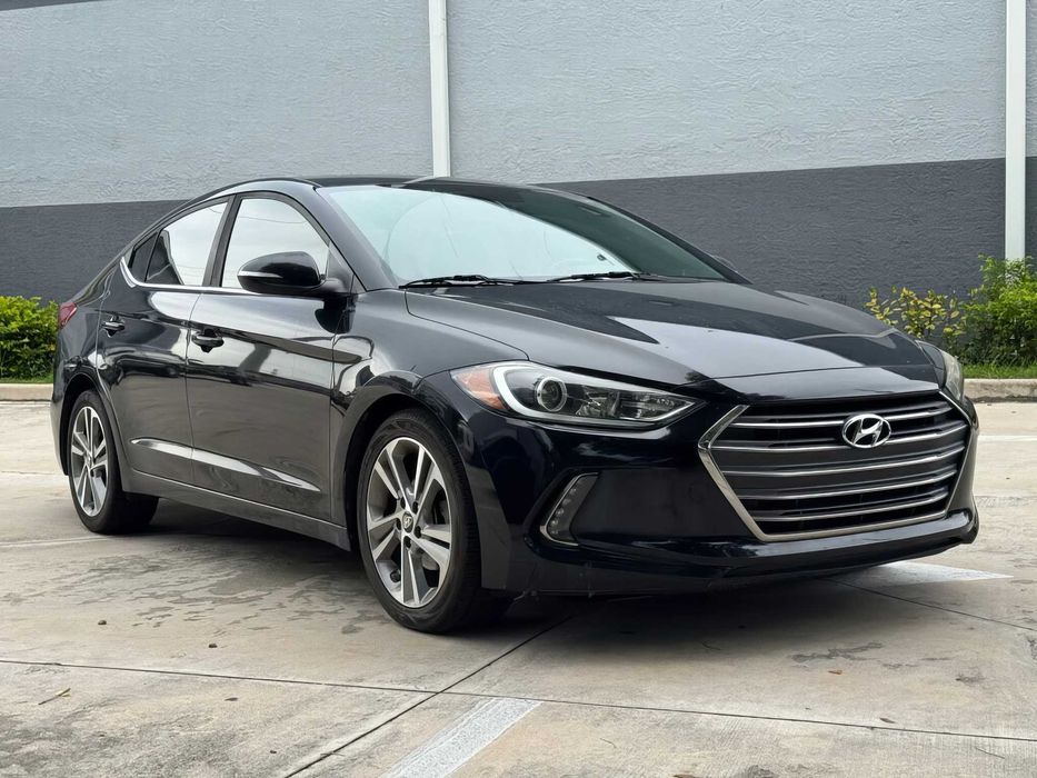 Hyundai Elantra      2018