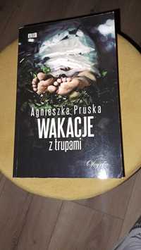 "Wakacje z trupami" Agnieszka Pruska