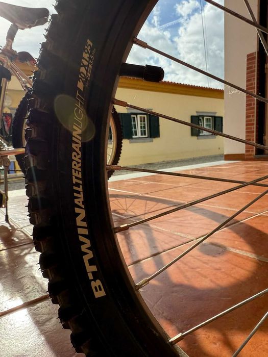 Bicicleta BTT Rockrider ST500 Sport Trail Roda 20" (6 aos 9) Ama. Néon