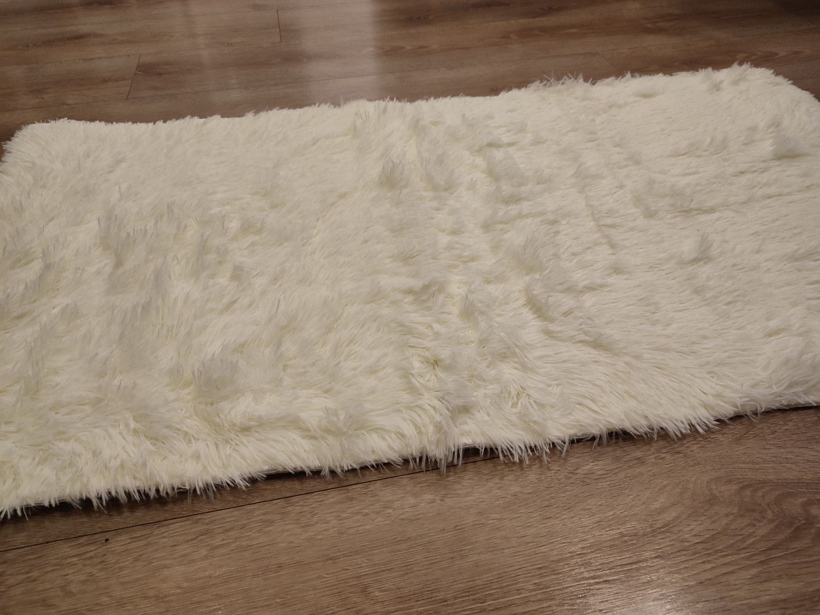 Nowy limonkowy dywan puszysty 60x120 cm