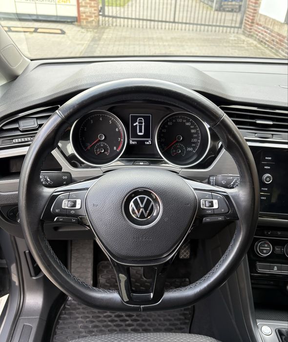 Volkswagen Touran 1.4 TSI BMT Comfortline DSG