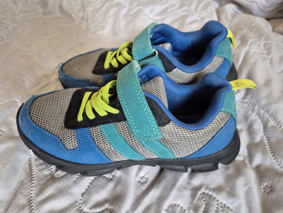Buty sportowe lekkie