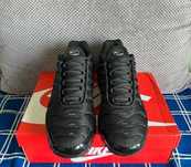 Buty Nike Tn_Air Max Nowy BlackDamskieSneakersy Elastyczne 37.5