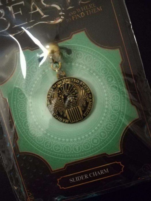 Harry Potter Fantastic Beasts and Where to Find Them slider charm