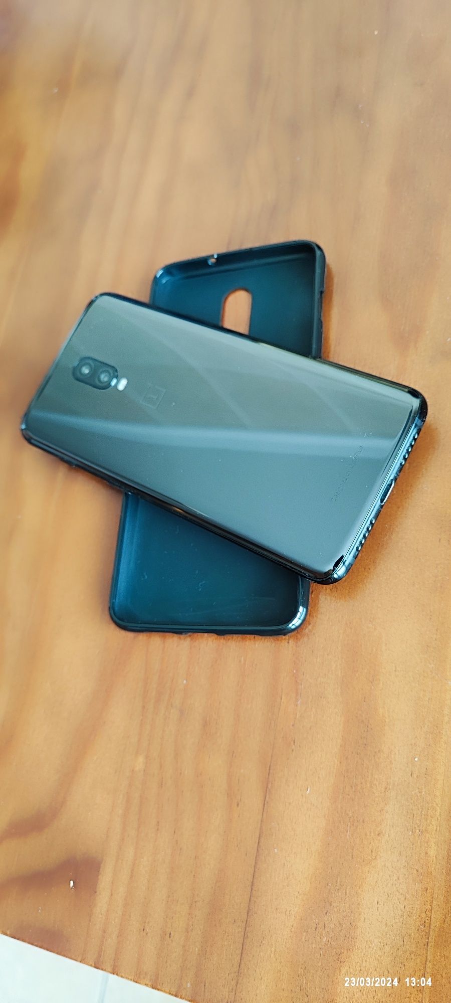 ONEPLUS 6T como novo