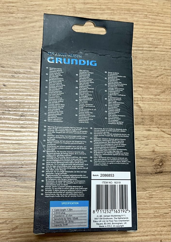 Czarne sluchawki Grundig