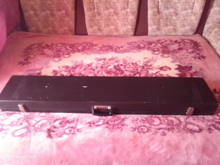 Продам вязальную машину Нева-3 .